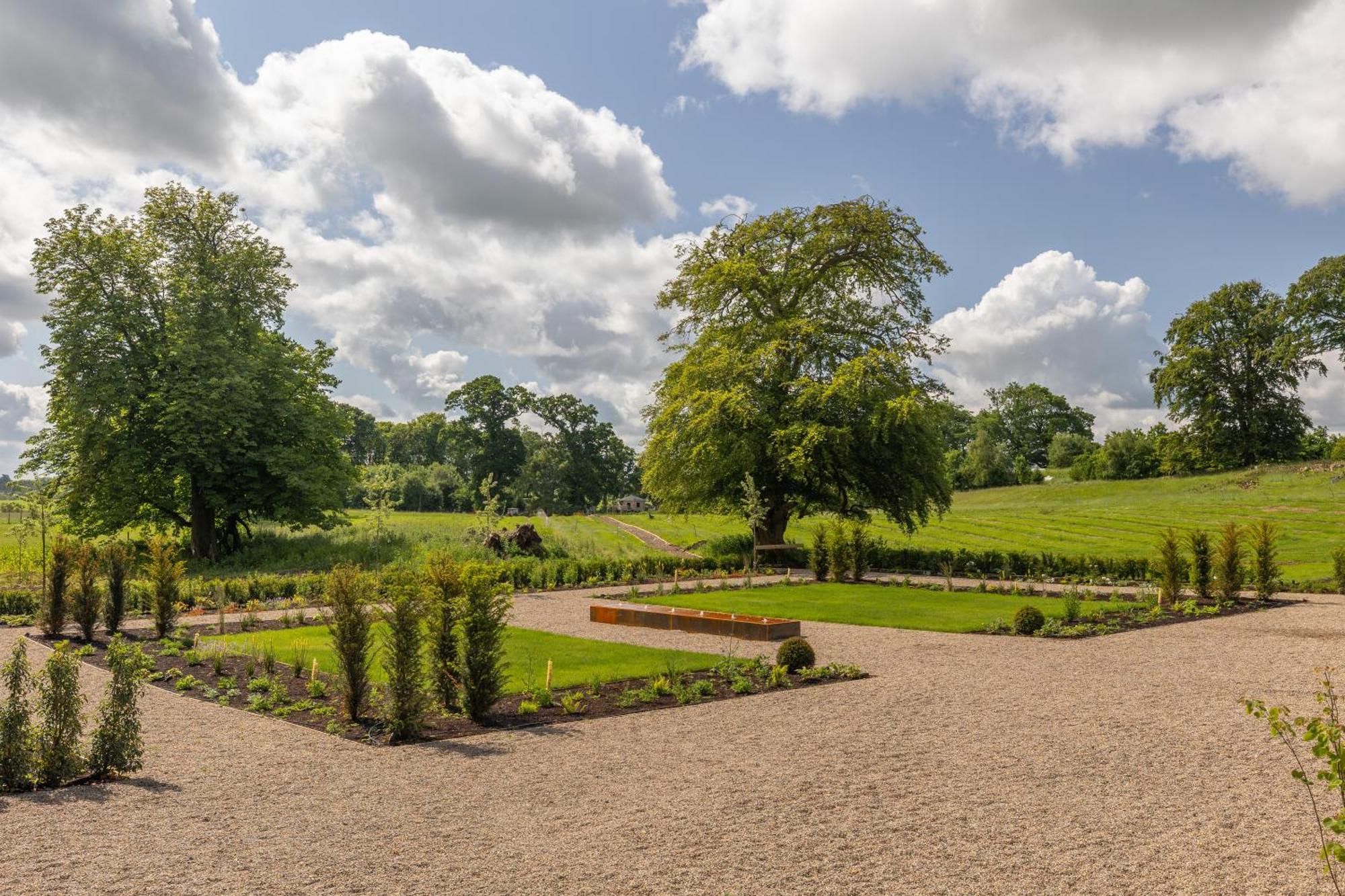 The Tempus At Charlton Hall Estate อัล์นวิก ภายนอก รูปภาพ